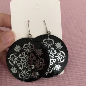 💙3 for $15💙 Large disc earrings (reflexive material)
